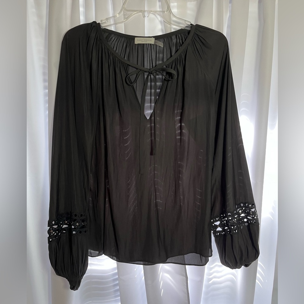 Women’s RAMY BROOK Long Sleeve Black Blouse w/Cutout Detail Sz M